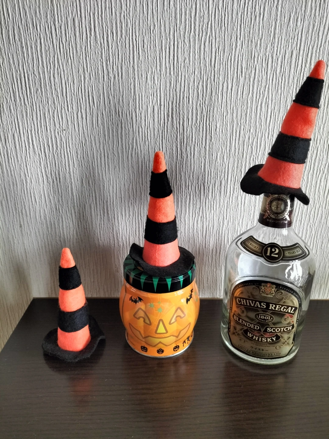 ディズニー ハロウィン2000 空缶 飾りミニ帽子