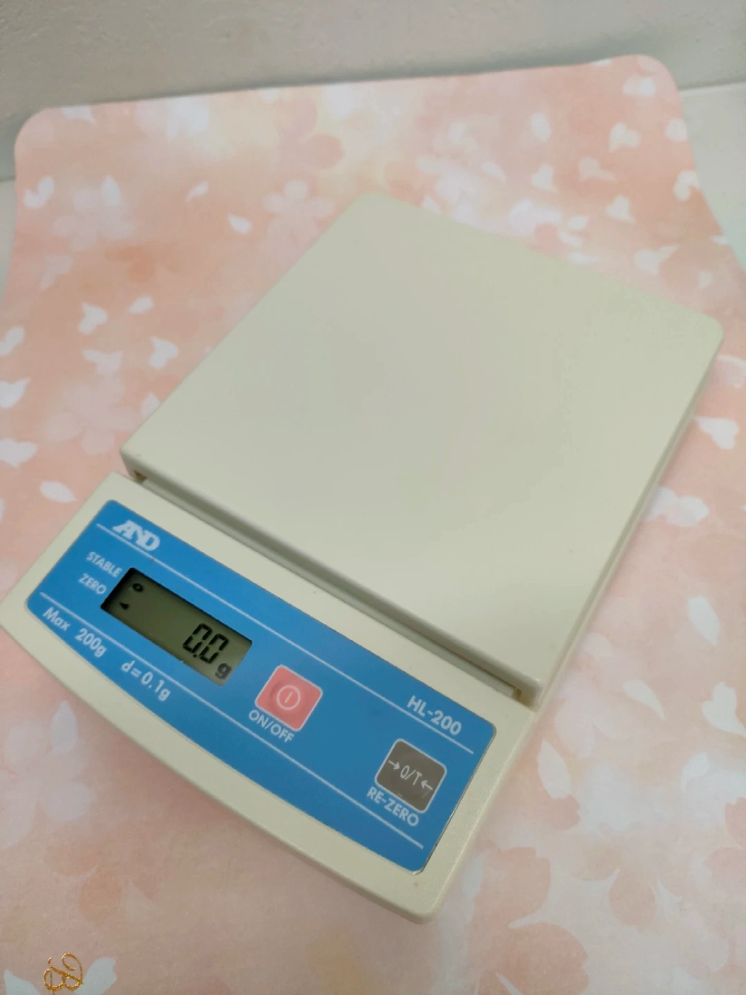 デジタルはかり HL-200(0.1g)の写真2枚目