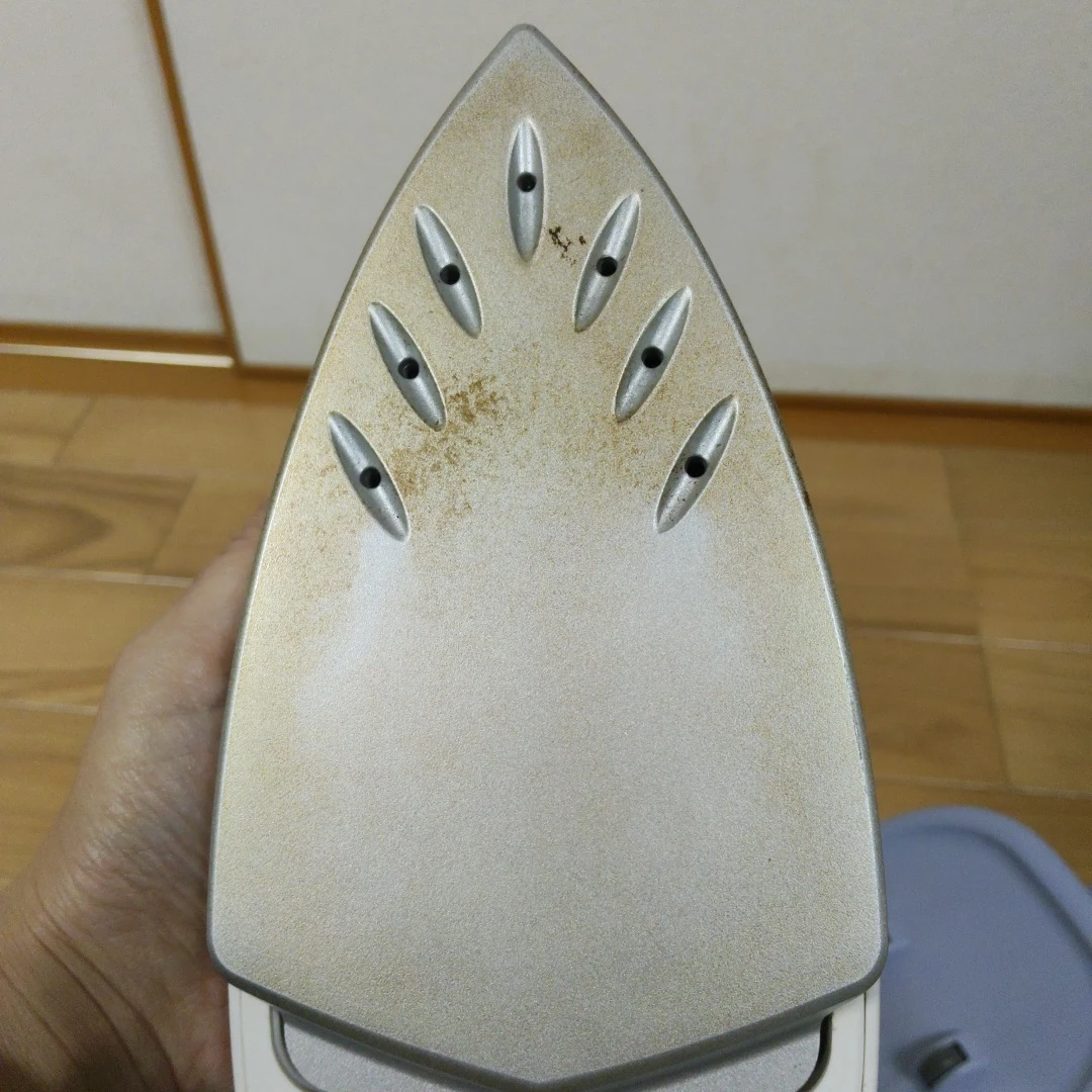 日立 コードレススチームアイロン CSI-301の写真5枚目