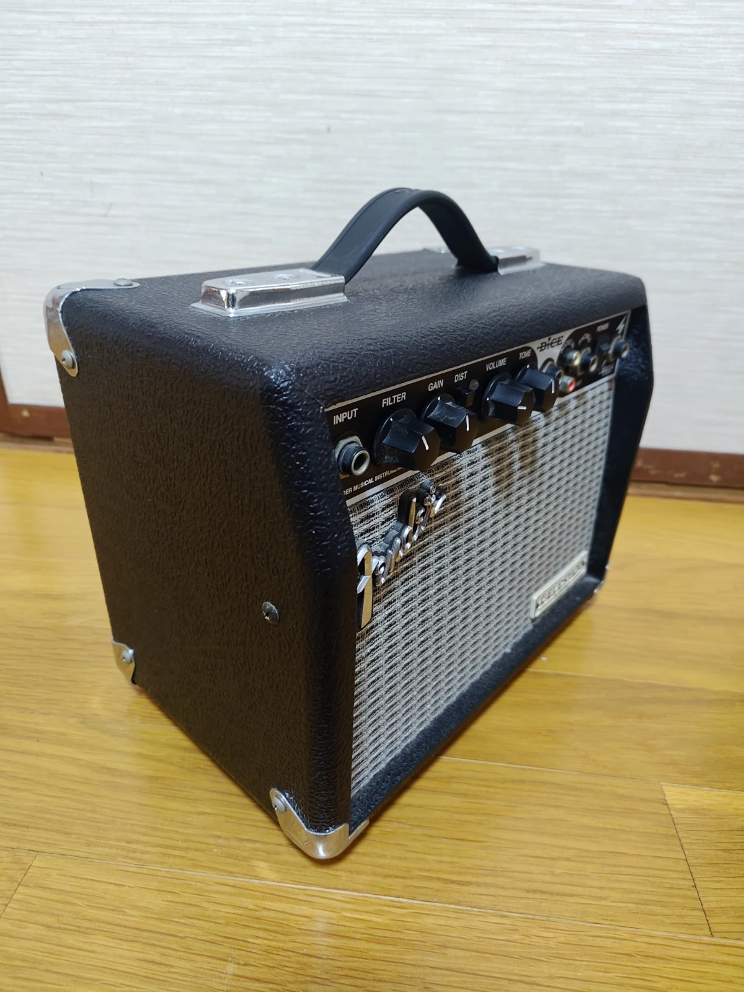 Fender Japan DICEの写真3枚目