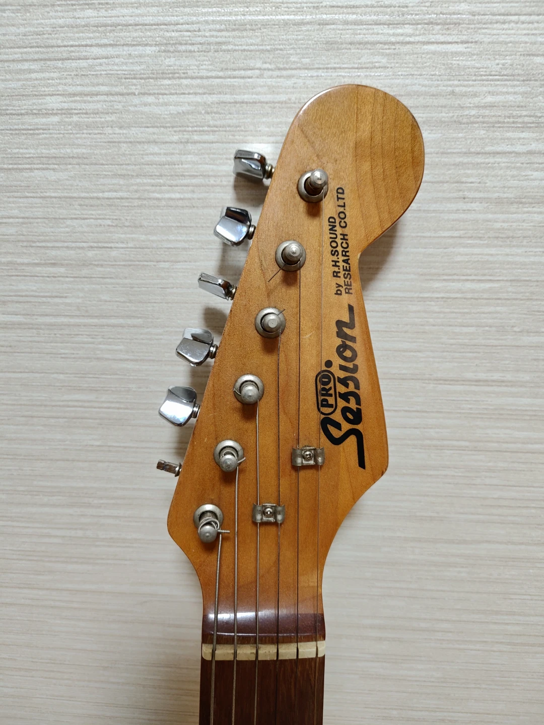 Pro Session エレキギターの写真3枚目