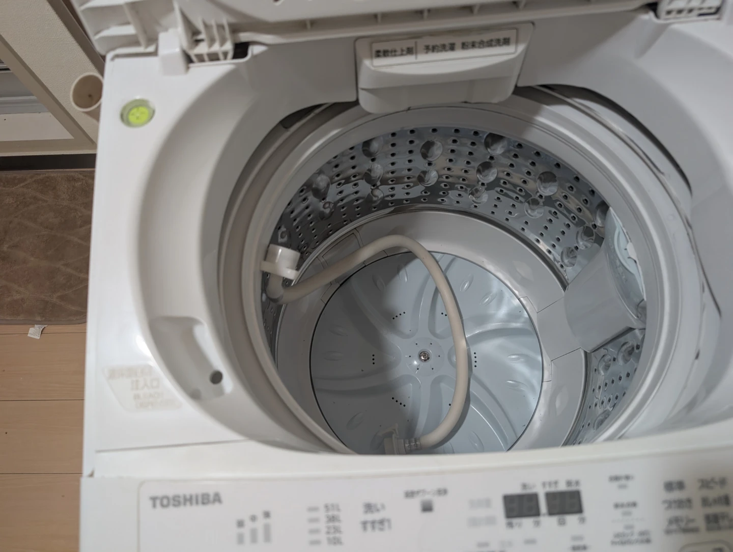 東芝 洗濯機 ZABOON AW-6D6の写真2枚目