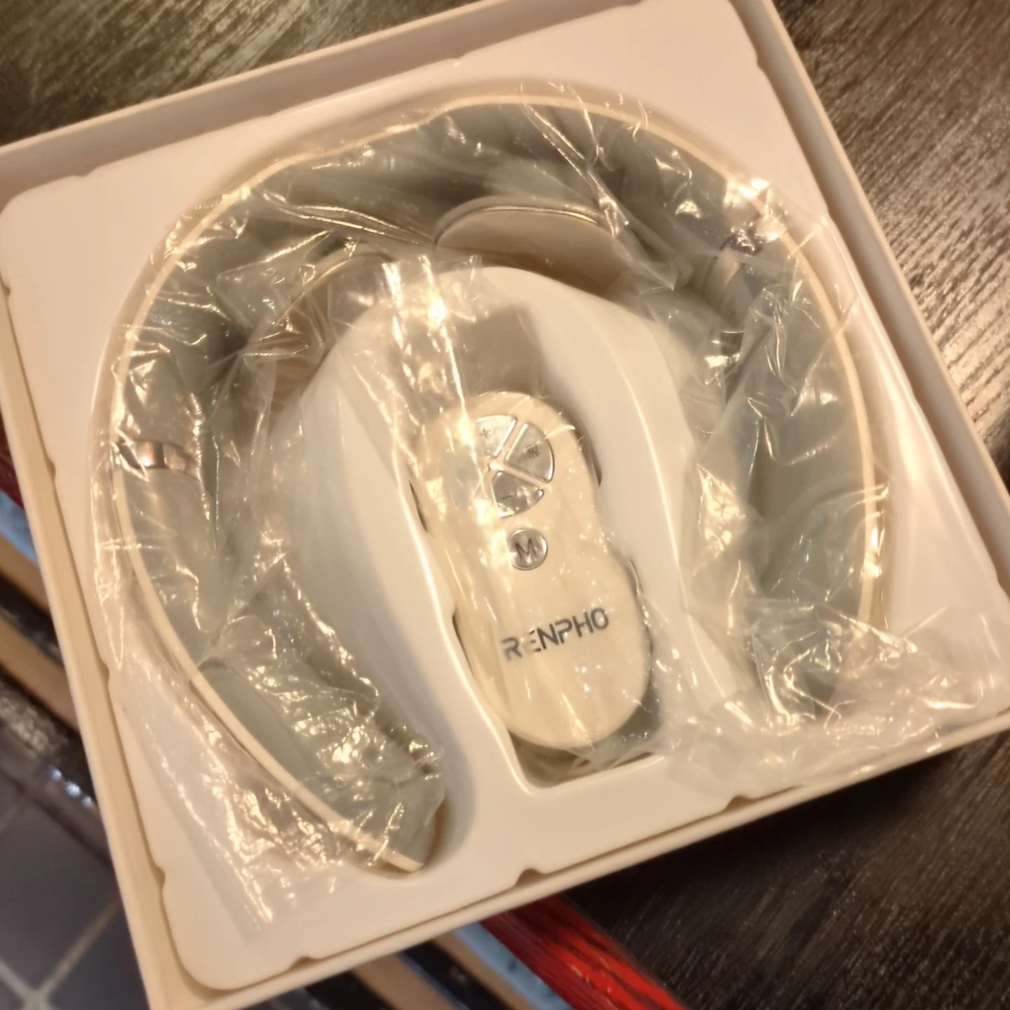 レンフォ ネックエステEMS RP-SM062の写真3枚目