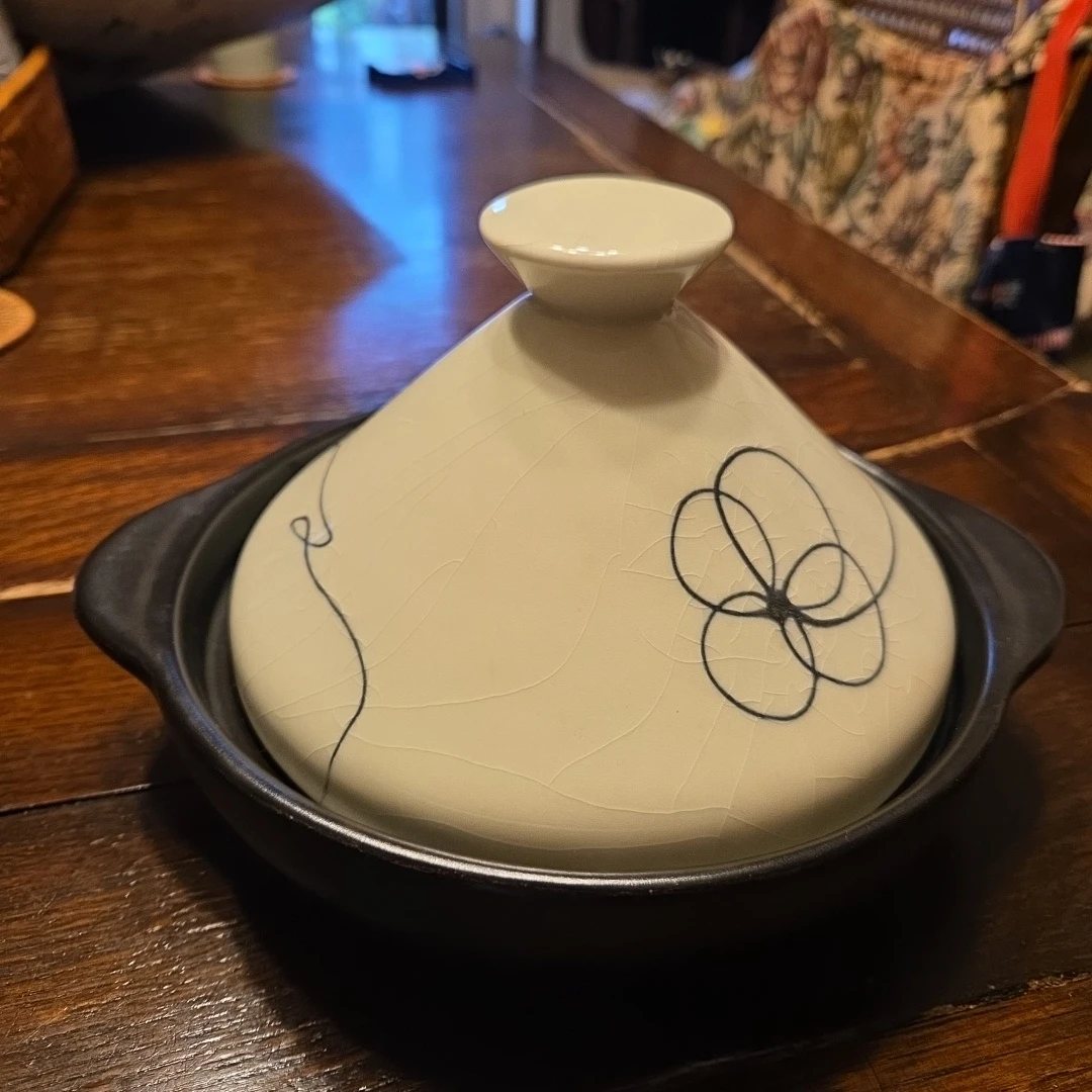 タジン鍋 陶器 花柄 黒白の写真2枚目