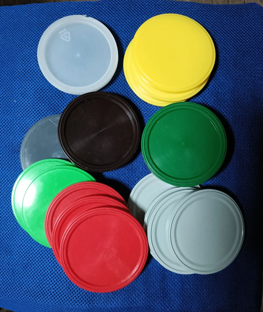 プラスチック製 丸型ふた まとめて21枚