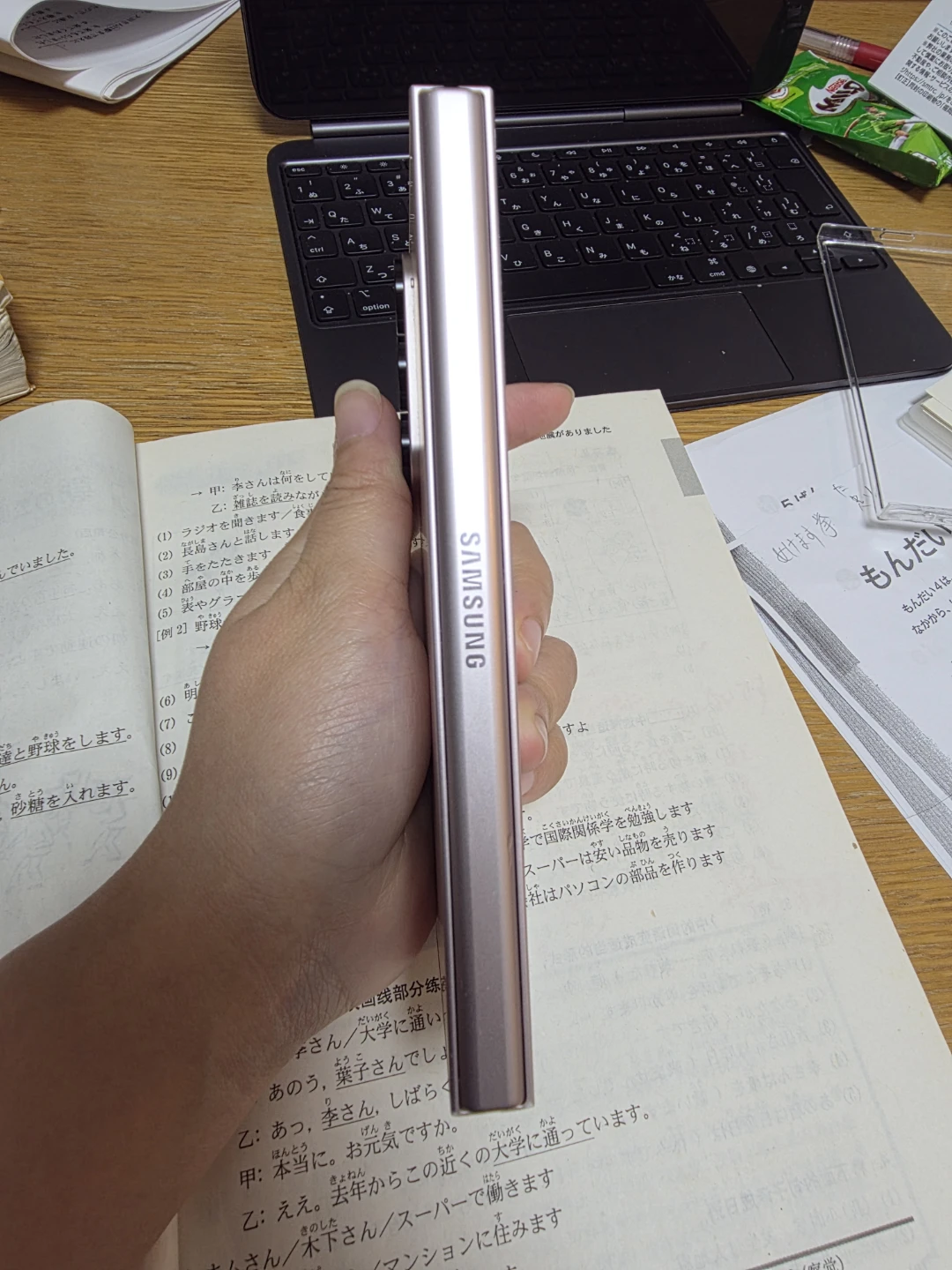 Galaxy Z Fold6 256GB ピンク 海外版｜ジャンク品の写真3枚目