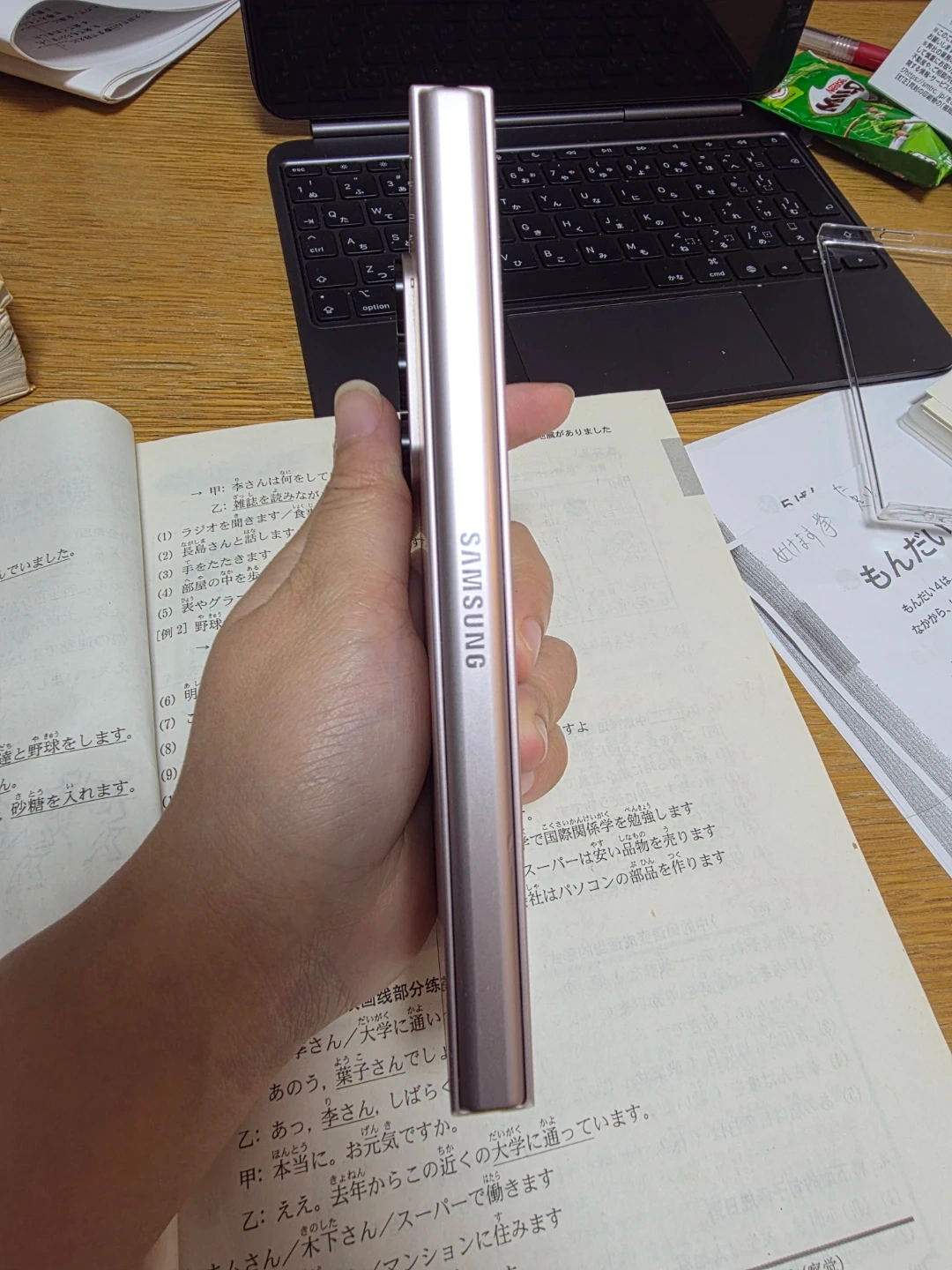 Galaxy Z Fold6 256GB ピンク 海外版|ジャンク品の写真3枚目