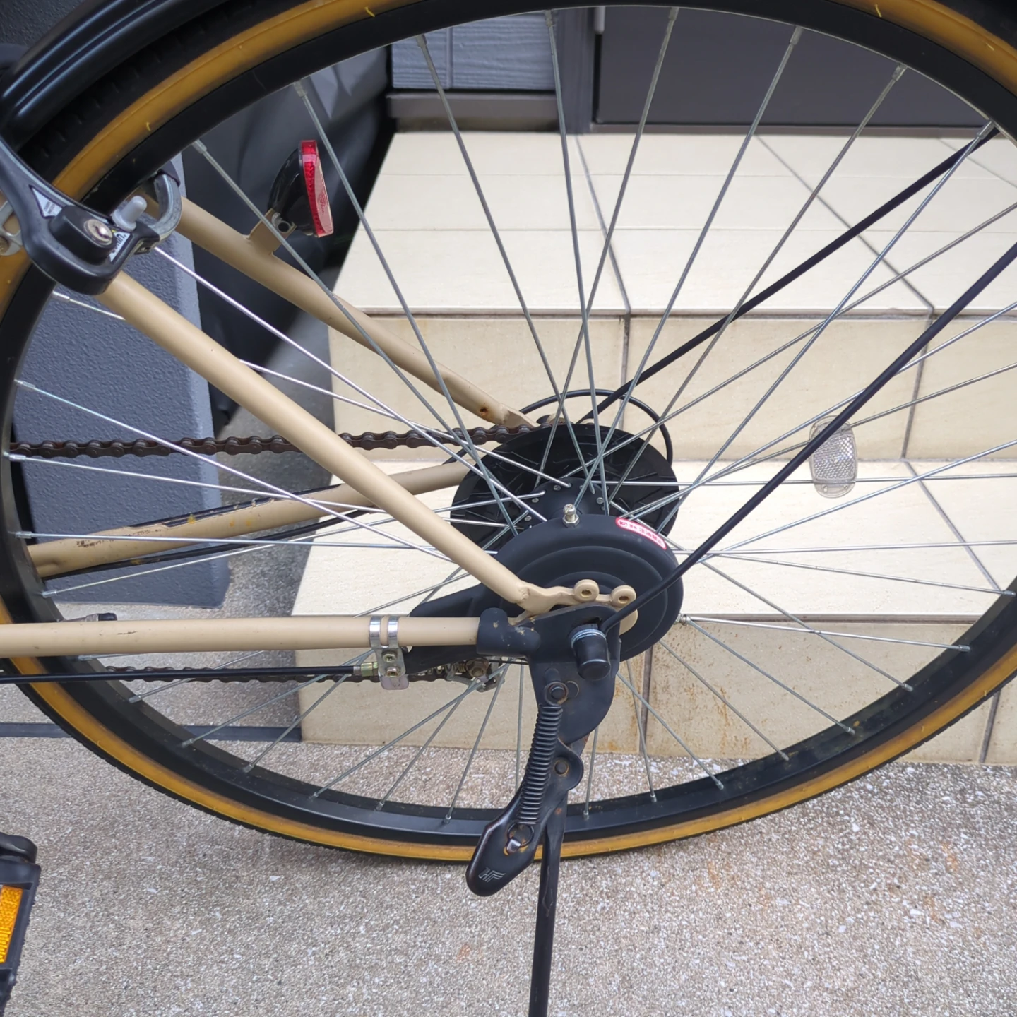 COM.SPORT クロスバイク ベージュの写真4枚目
