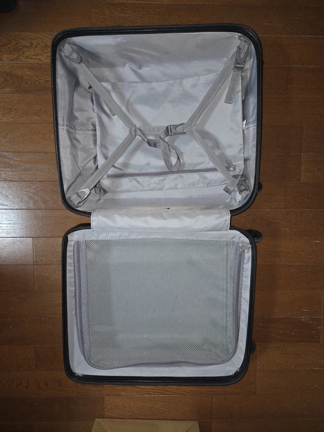 【中古】機内持ち込み用ソフトキャリーケースの写真6枚目