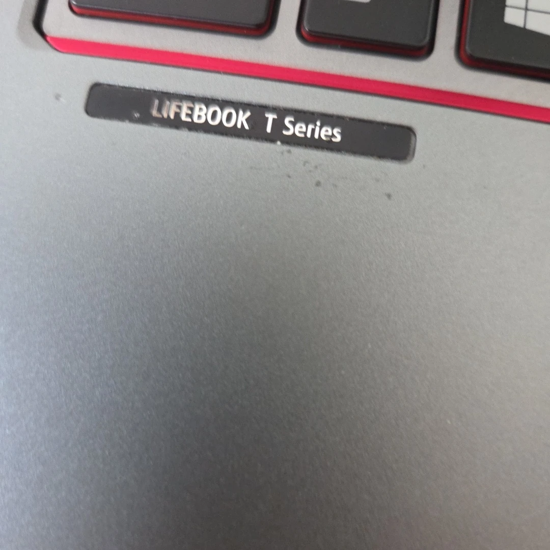 富士通 LIFEBOOK T725/Kの写真7枚目