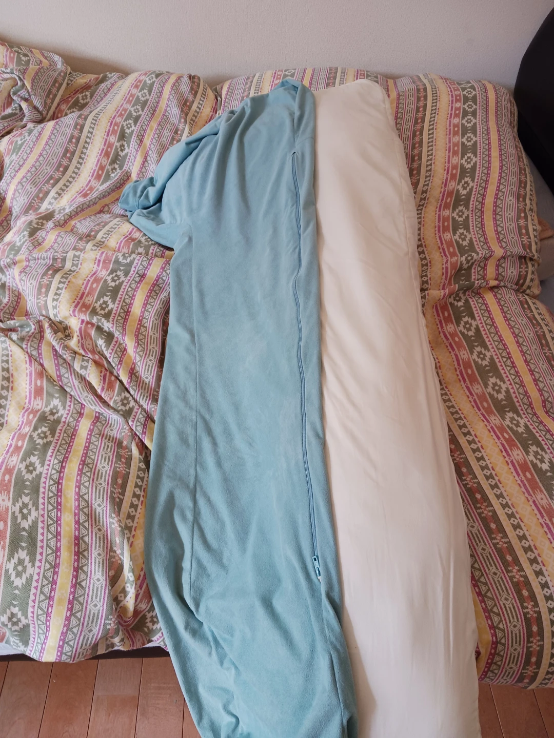 ニトリ  抱き枕 ブルー(45×115cm)の写真2枚目