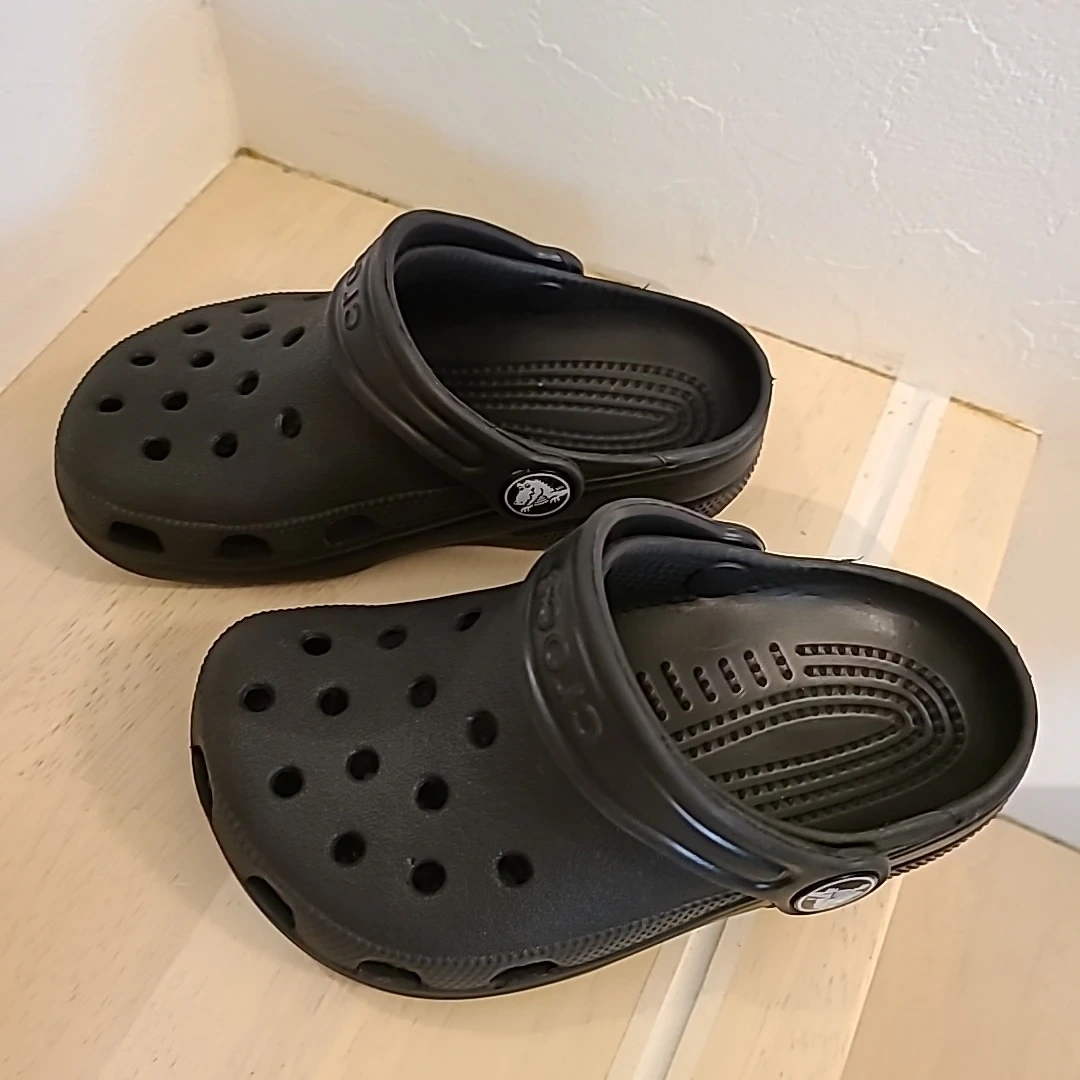 クロックス サンダル 黒 M8/W10