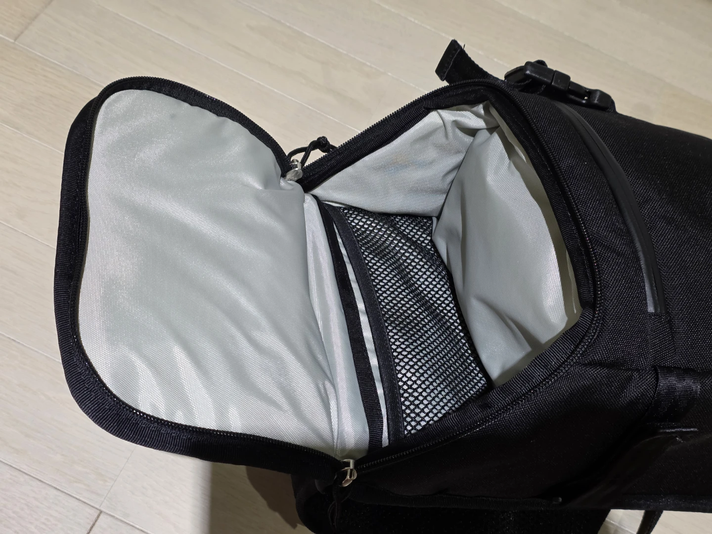 CHROME NIKO カメラバッグの写真3枚目
