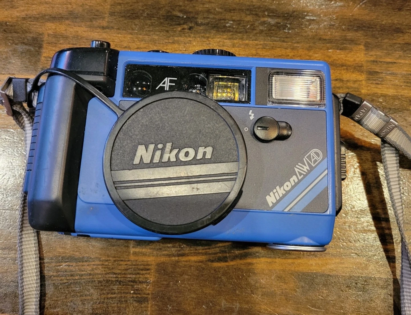 Nikon L35AW AD ピカイチカリブ 防水カメラ 動作確認済みの写真2枚目
