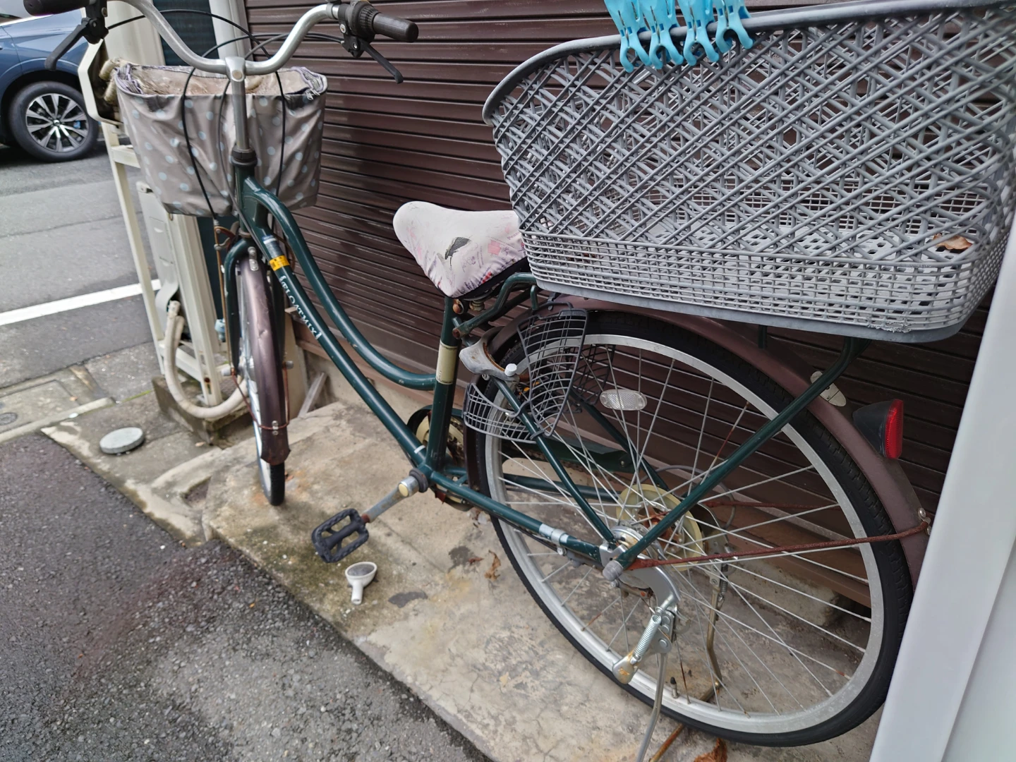 シティサイクル グリーン 前後カゴ付きの写真3枚目