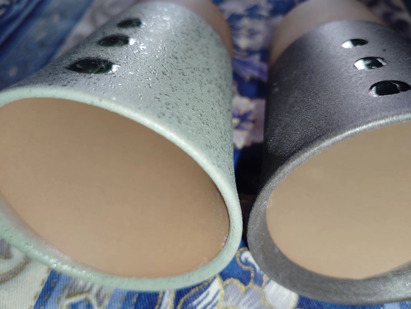 2層の差異　ペア タンブラー セット 和モダン 陶器ドット柄の写真3枚目
