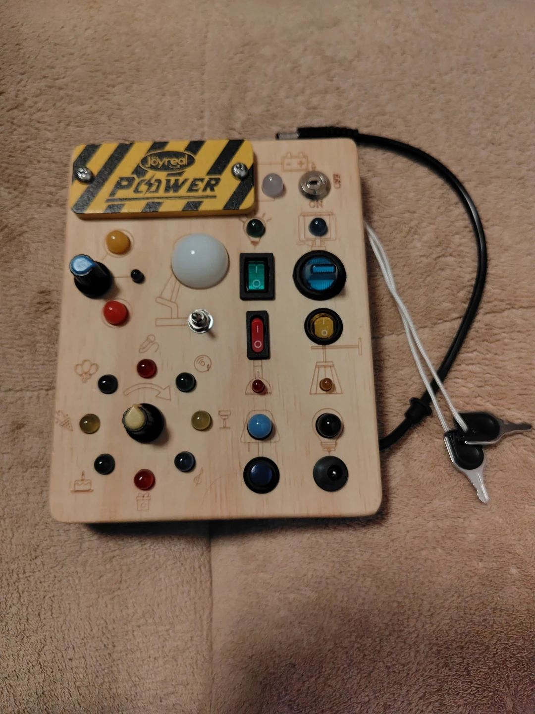 Joyreal 木製ビジーボード 知育玩具