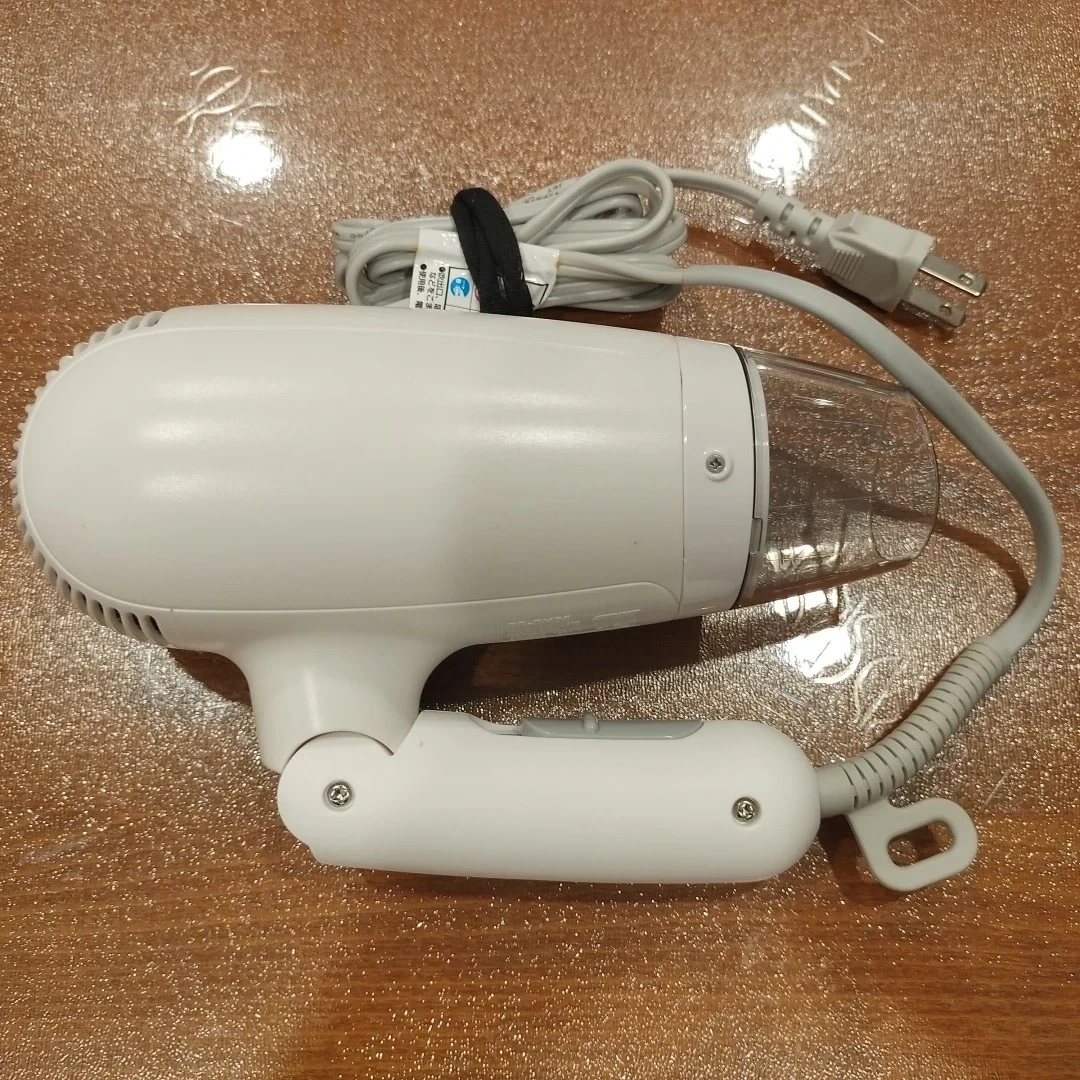 新品未使用品。イズミ マイナスイオンドライヤー DR-RM36の写真2枚目