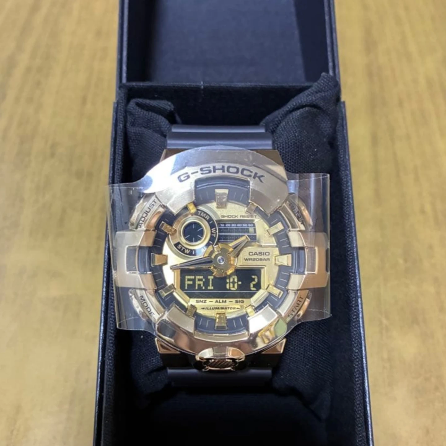 定価3万円カシオ G-SHOCK GM-700 ゴールド