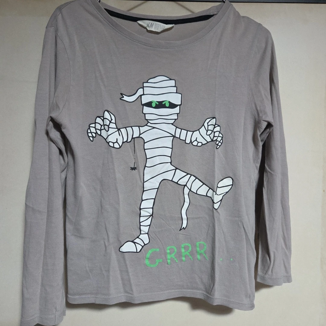 H&M 【蛍光】 ミイラ柄 長袖Tシャツ 140cm