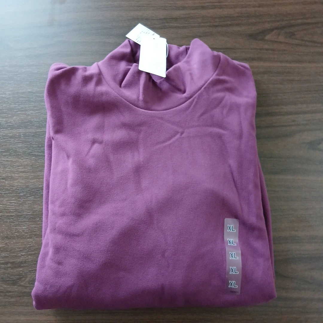 ユニクロ 長袖Tシャツ 3点まとめ売り XLサイズの写真3枚目