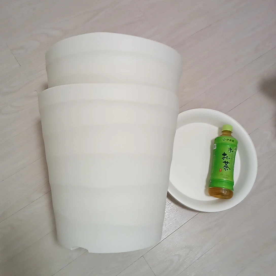 植木鉢 2個セット プランター　受皿付き 白　特大の写真2枚目