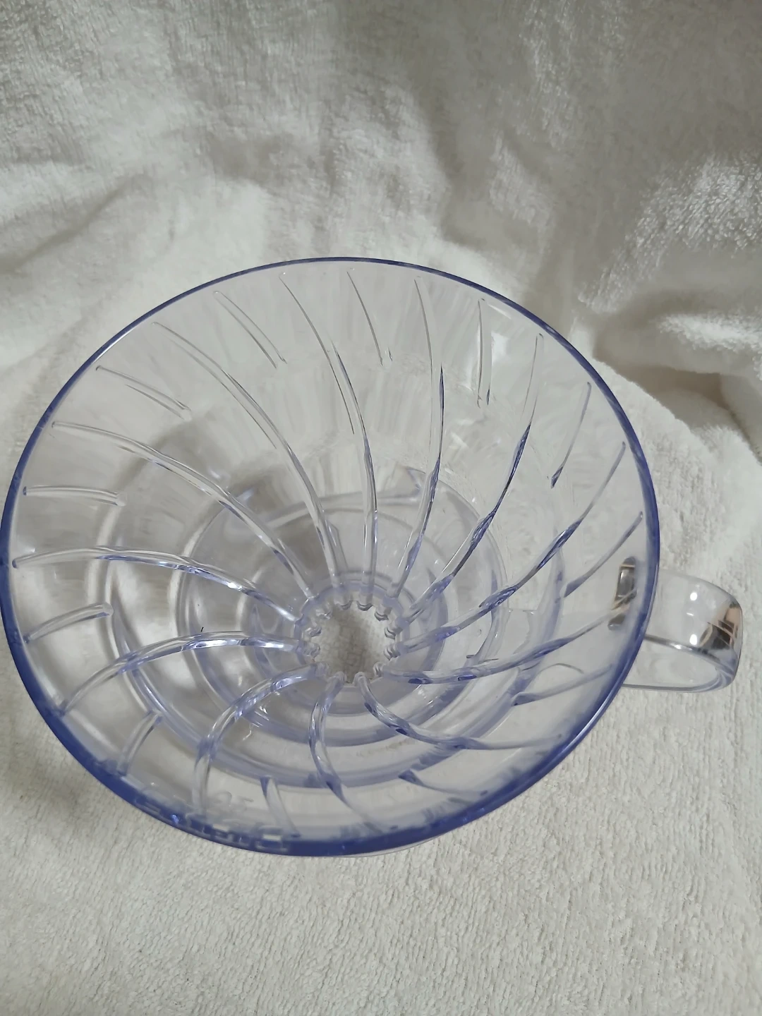 ハリオ V60 コーヒードリッパー +ペーパーフィルターケースの写真2枚目