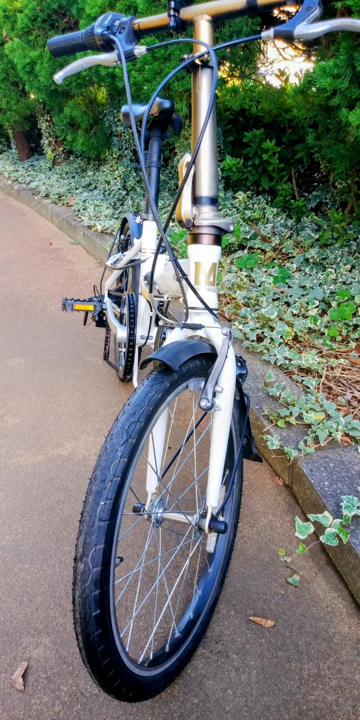 折りたたみ自転車 20インチアルミ7段変速の写真3枚目