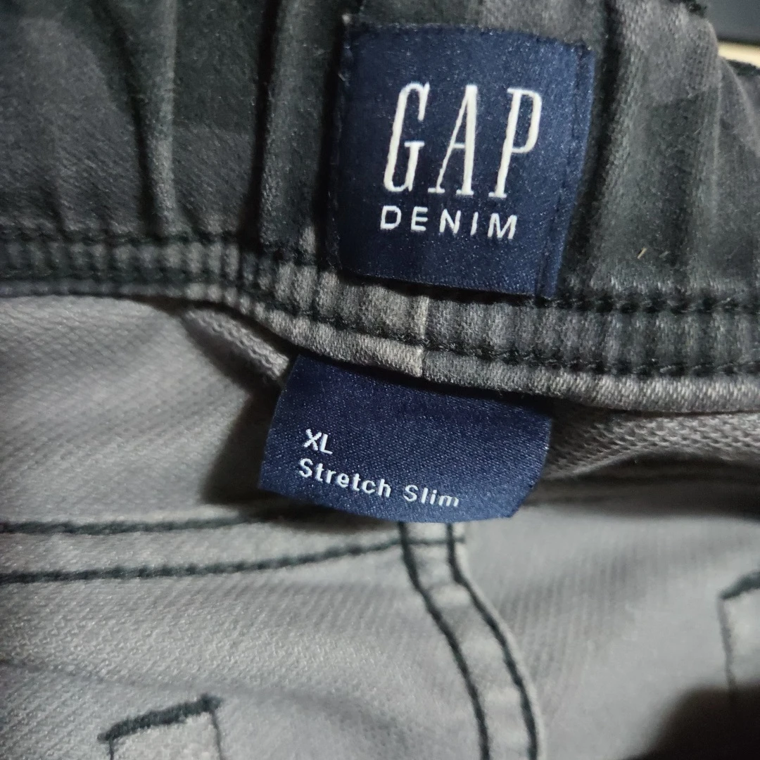 GAP 迷彩柄ストレッチデニムパンツ 150cmの写真2枚目