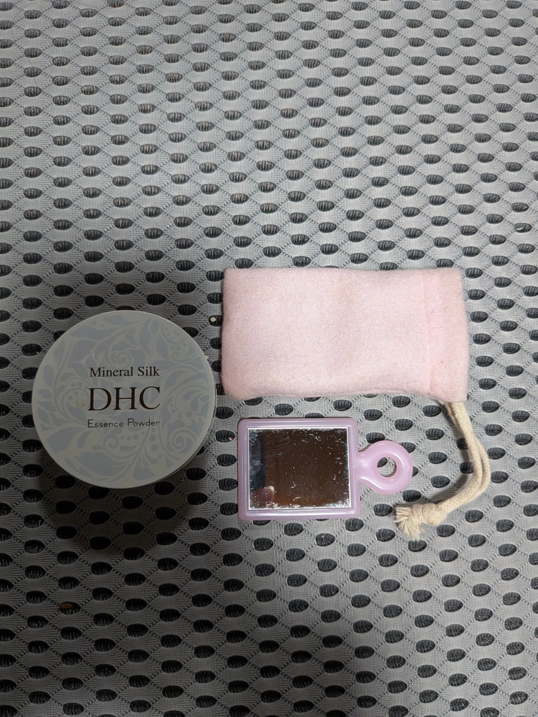 DHC ミネラルシルク エッセンスパウダー