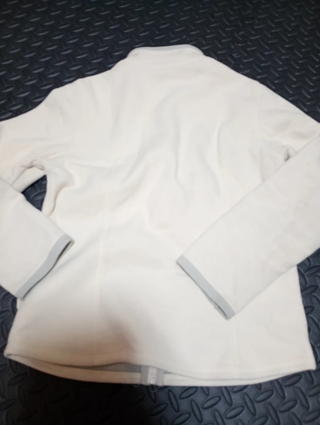 UNIQLO　フリース ジップジャケット アイボリー　レディースサイズの写真2枚目