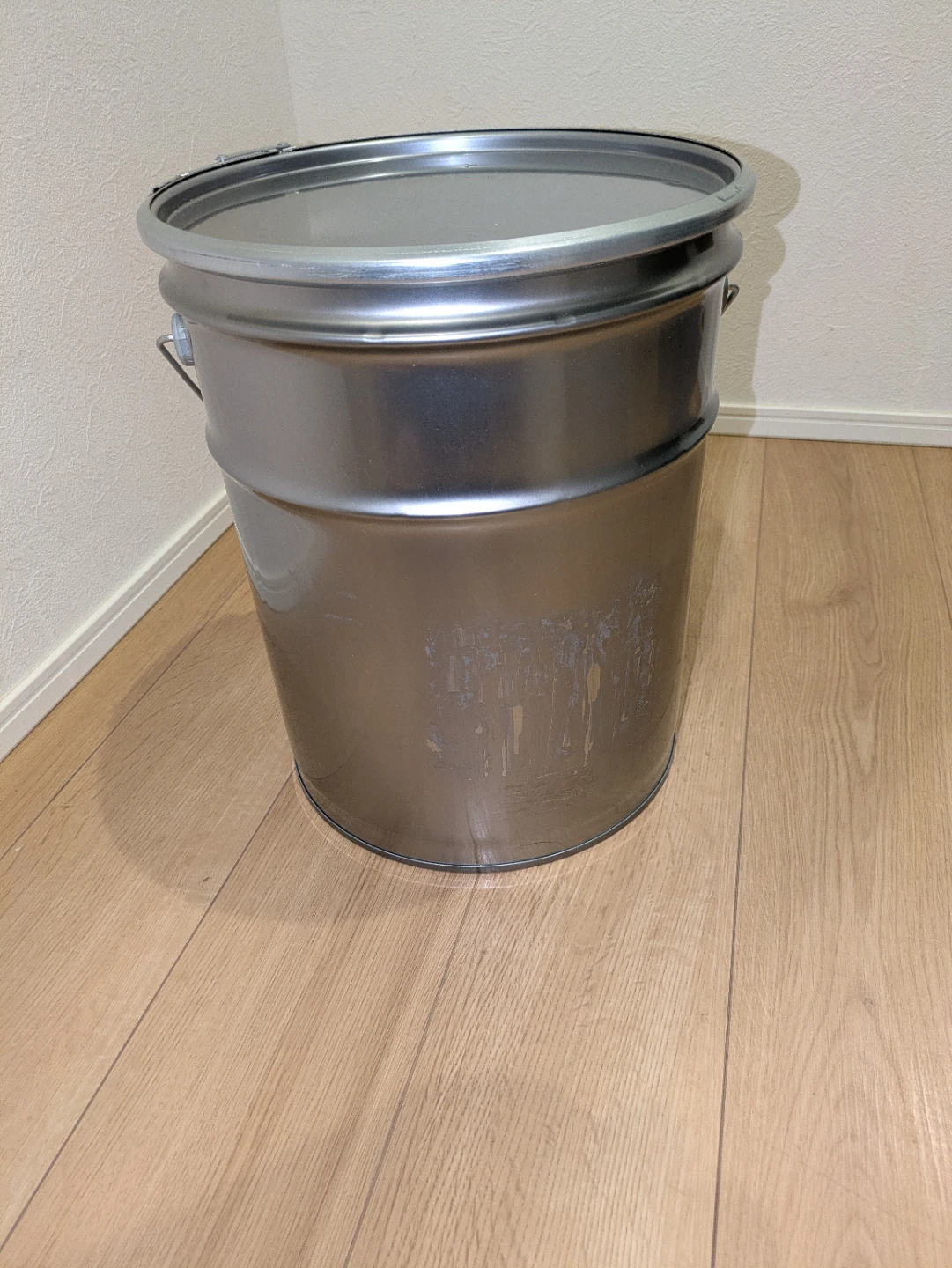 中古 ペール缶 蓋付き