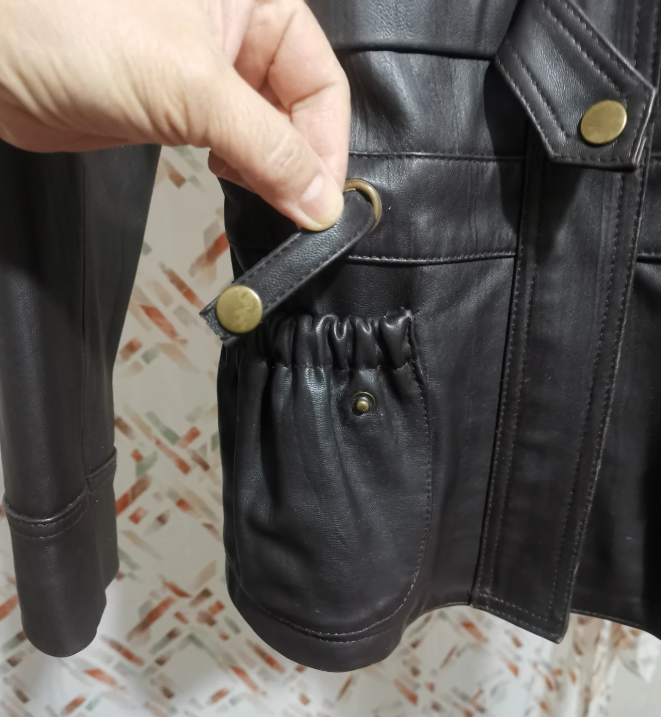 レディース皮ジャケット。ダブルケーピーディーエス レザーブルゾン 濃いブラン 38の写真5枚目