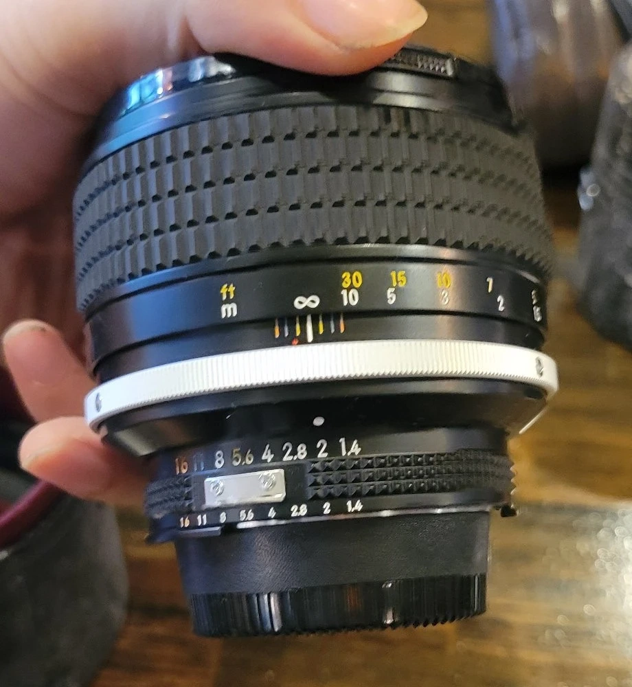 Nikon Ai-S NIKKOR 85mm F1.4 単焦点レンズの写真2枚目