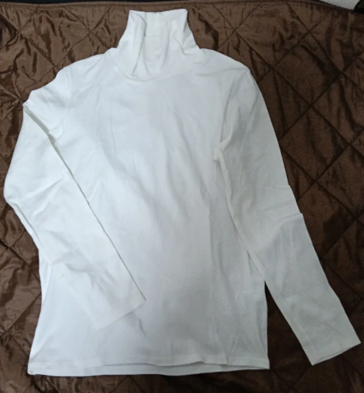 【中古】ユニクロ タートルネック長袖Tシャツ ホワイト Lサイズ