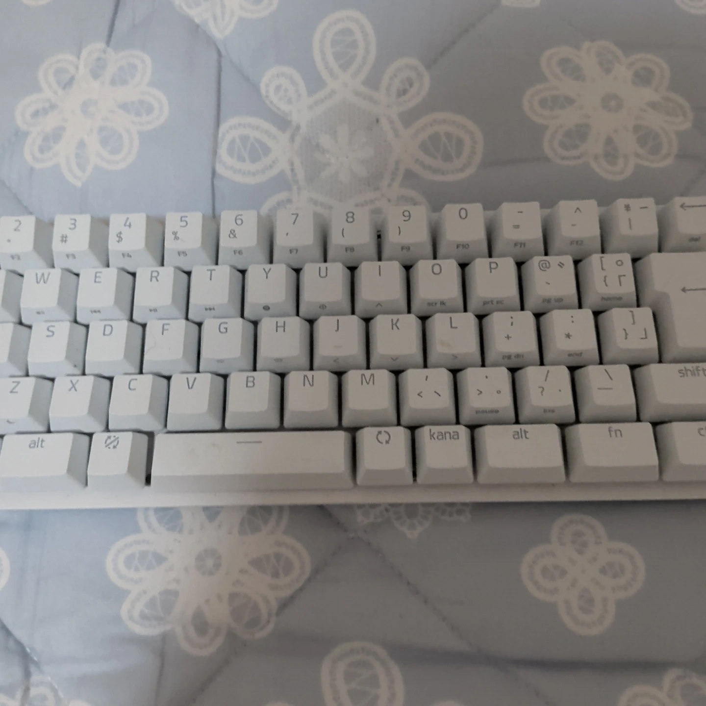 キーボード中古レイザー ハンツマン ミニ ホワイトの写真2枚目