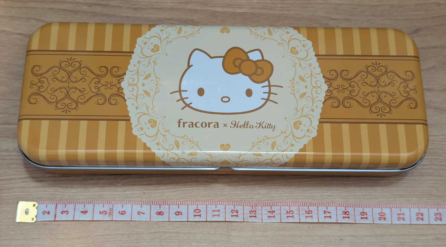 フラコラ ハローキティ 缶ケース