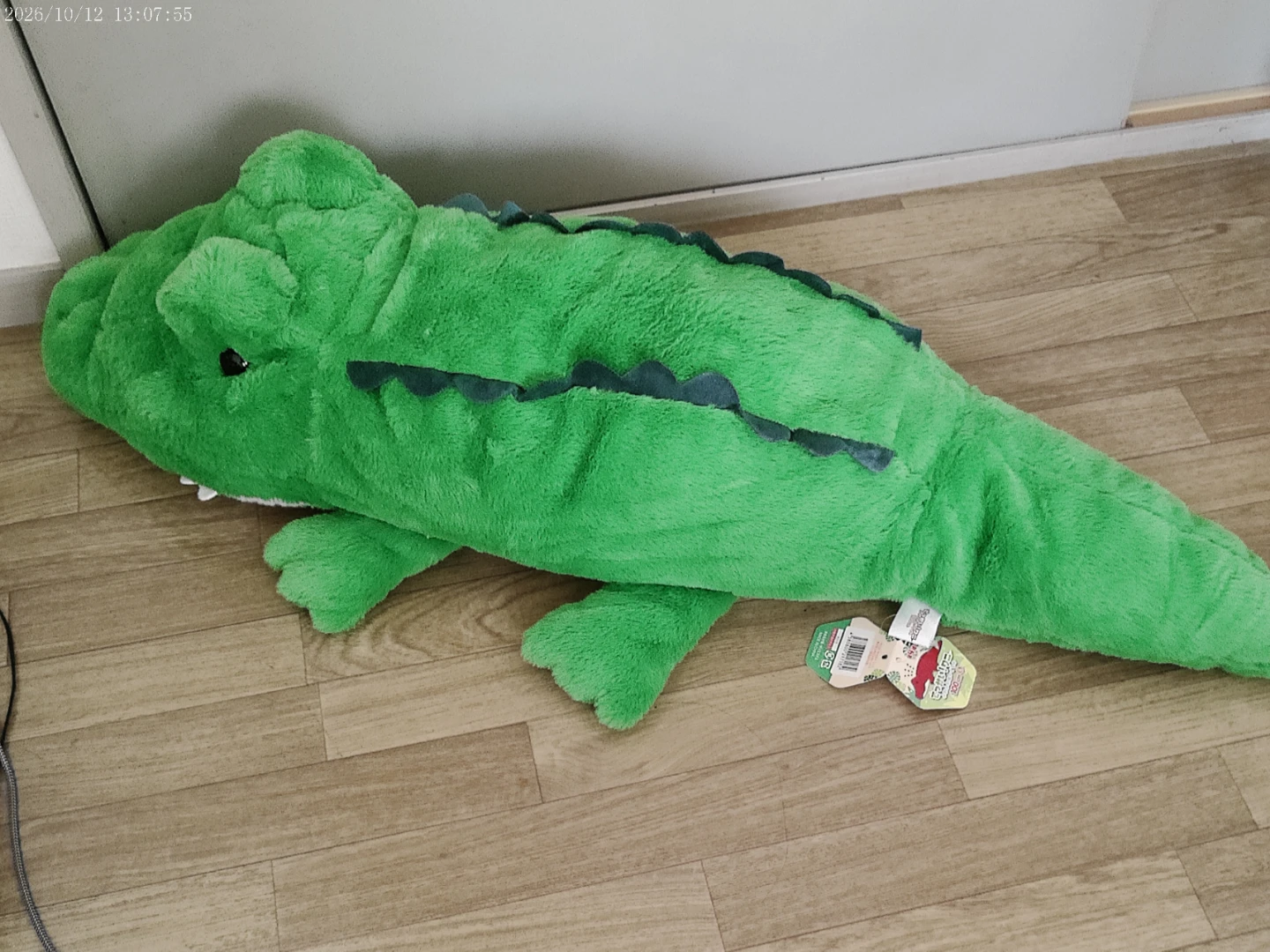 でっかい！ワニふわふわぬいぐるみ 100cm ビビット グリーンの写真3枚目