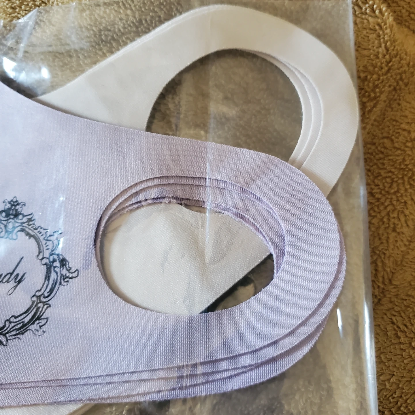 新品 貴重 Rady 立体マスク4枚セットの写真2枚目