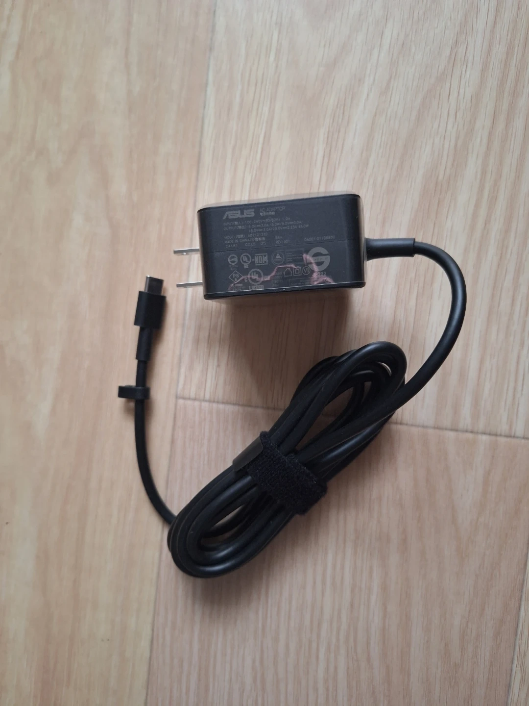 ASUS ACアダプター USB-Cの写真2枚目