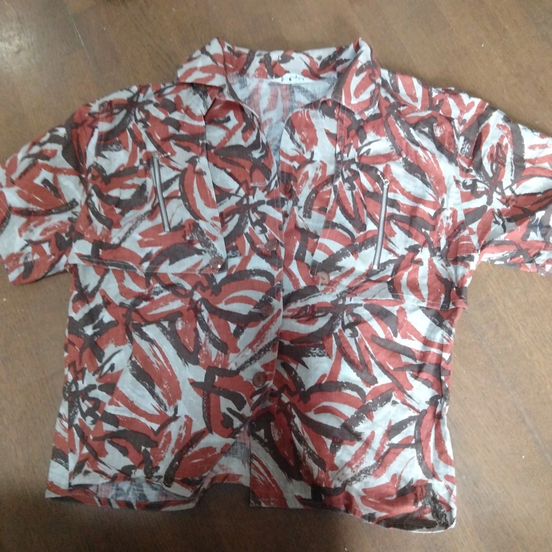 アン グレイッシュ 総柄シャツ　SM