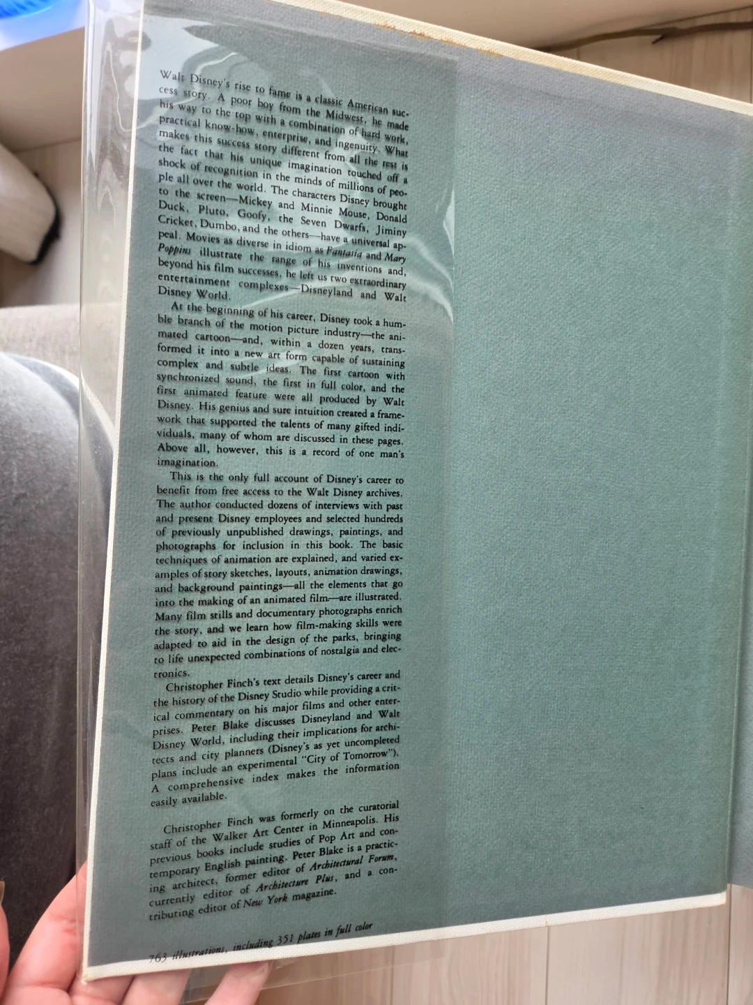 THE ART OF WALT DISNEY 洋書の写真2枚目