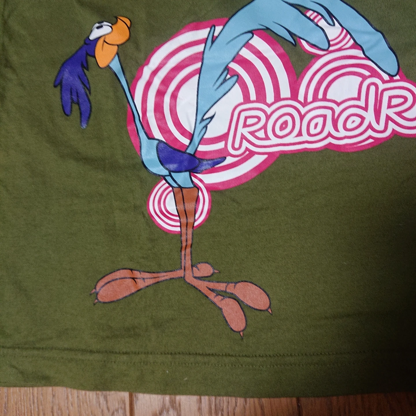 ルーニーテューンズ ロードランナー Tシャツ カーキMの写真3枚目