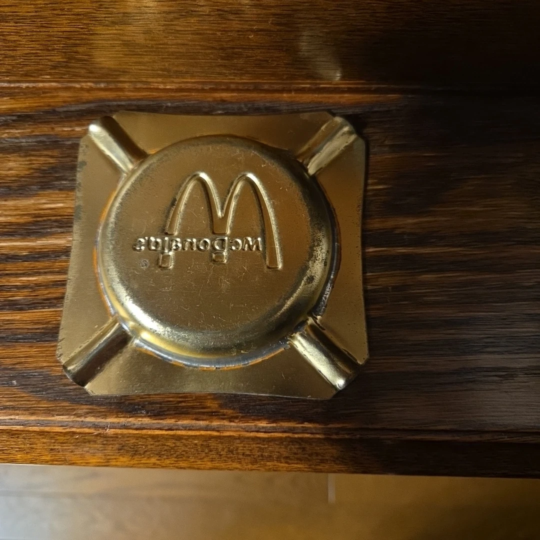 マクドナルド 真鍮製 灰皿の写真2枚目