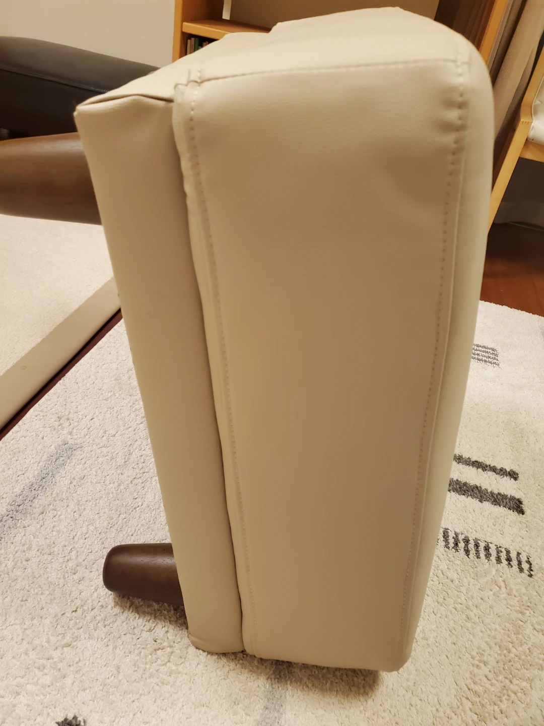 オットマン 足置き アイボリーの写真2枚目