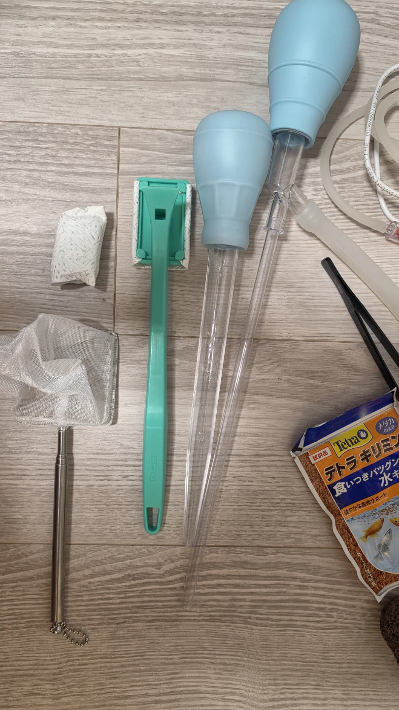 ジェックス アワーズ ホワイト 水槽 LED付きの写真8枚目
