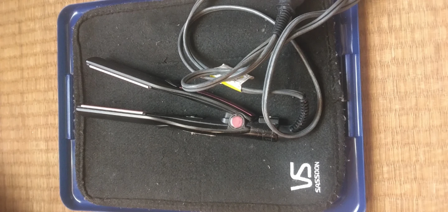 ヴィダルサスーン ヘアアイロン VSI-1018/PJの写真3枚目