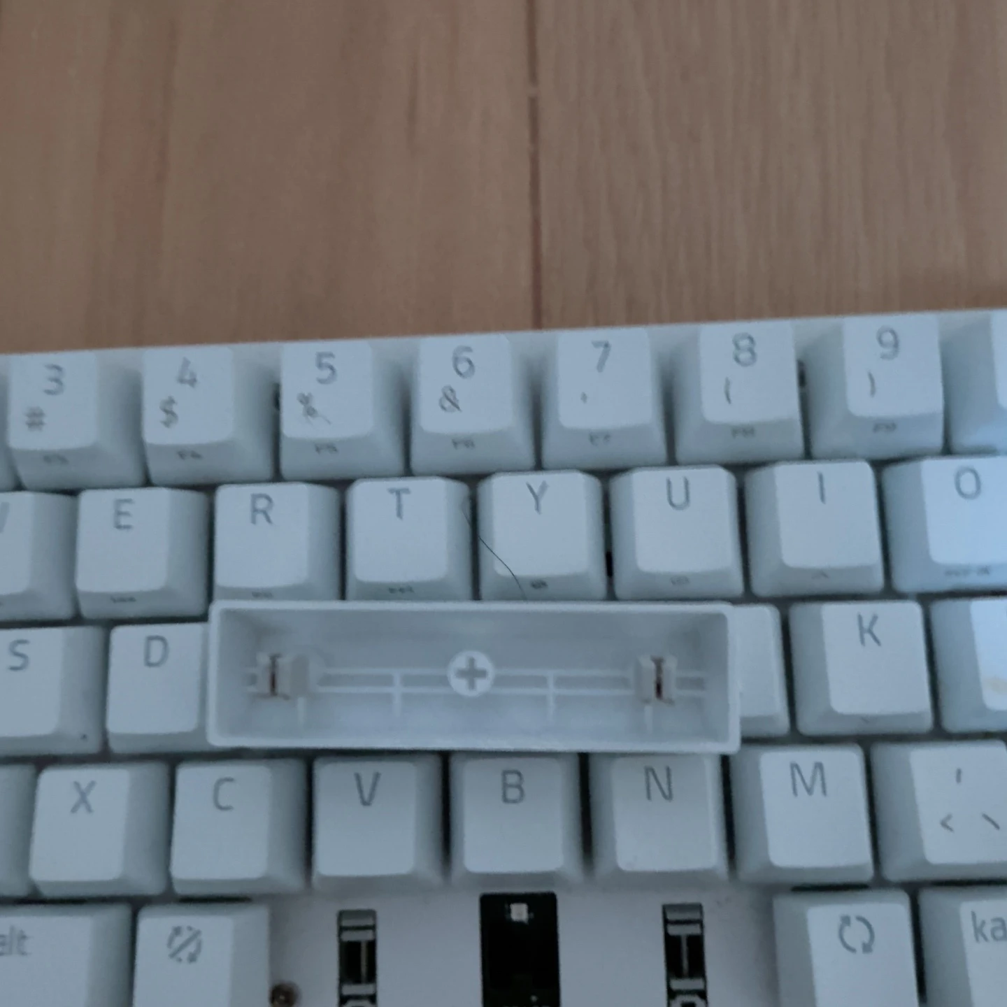 キーボド中古品の写真3枚目