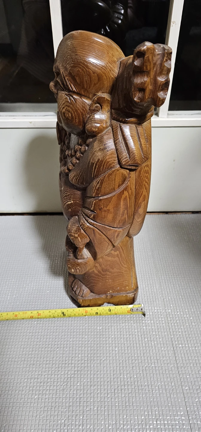 木彫り 布袋様 置物 縁起物の写真4枚目