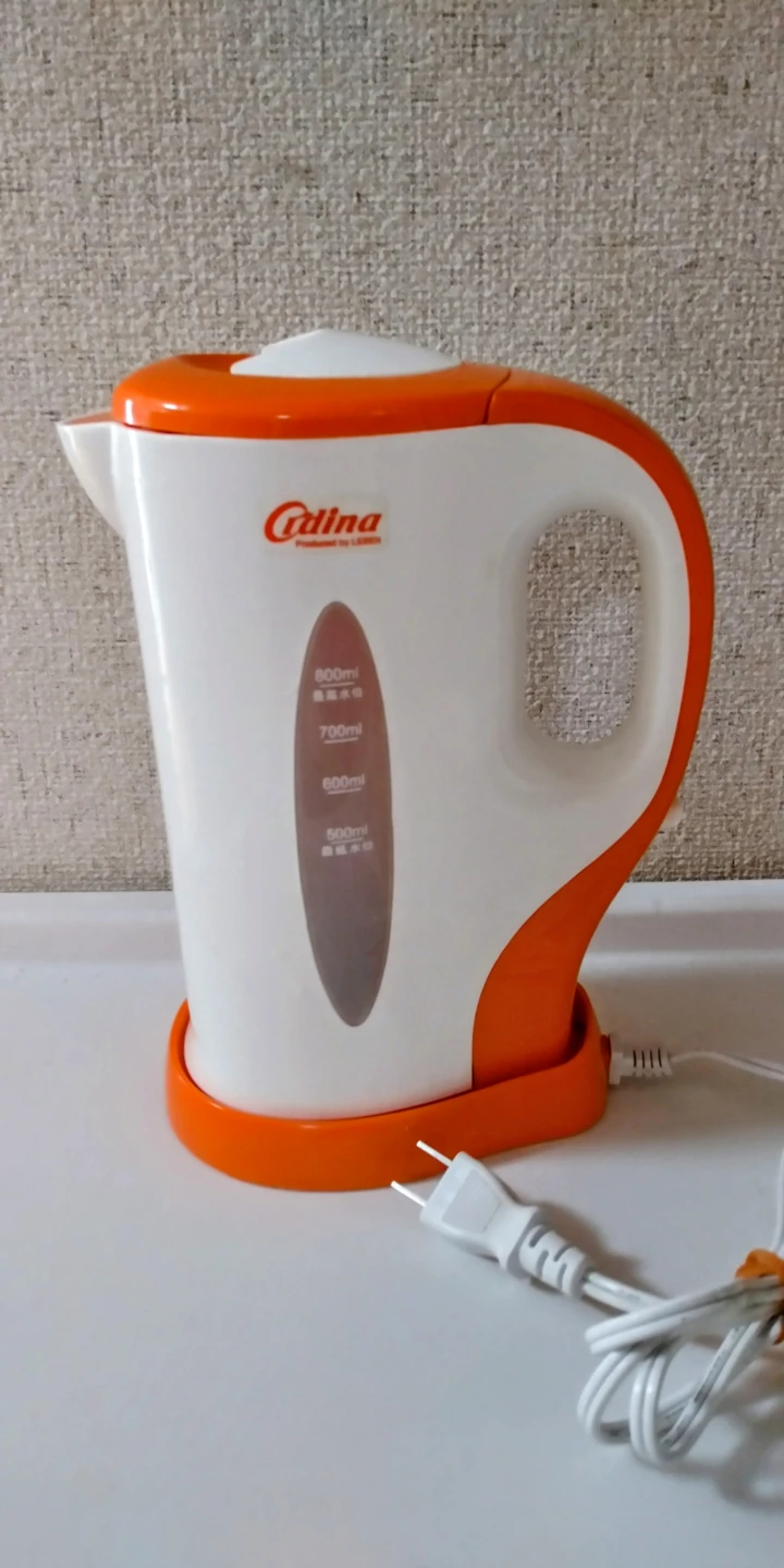 カリーナ 電気ケトル 800ml